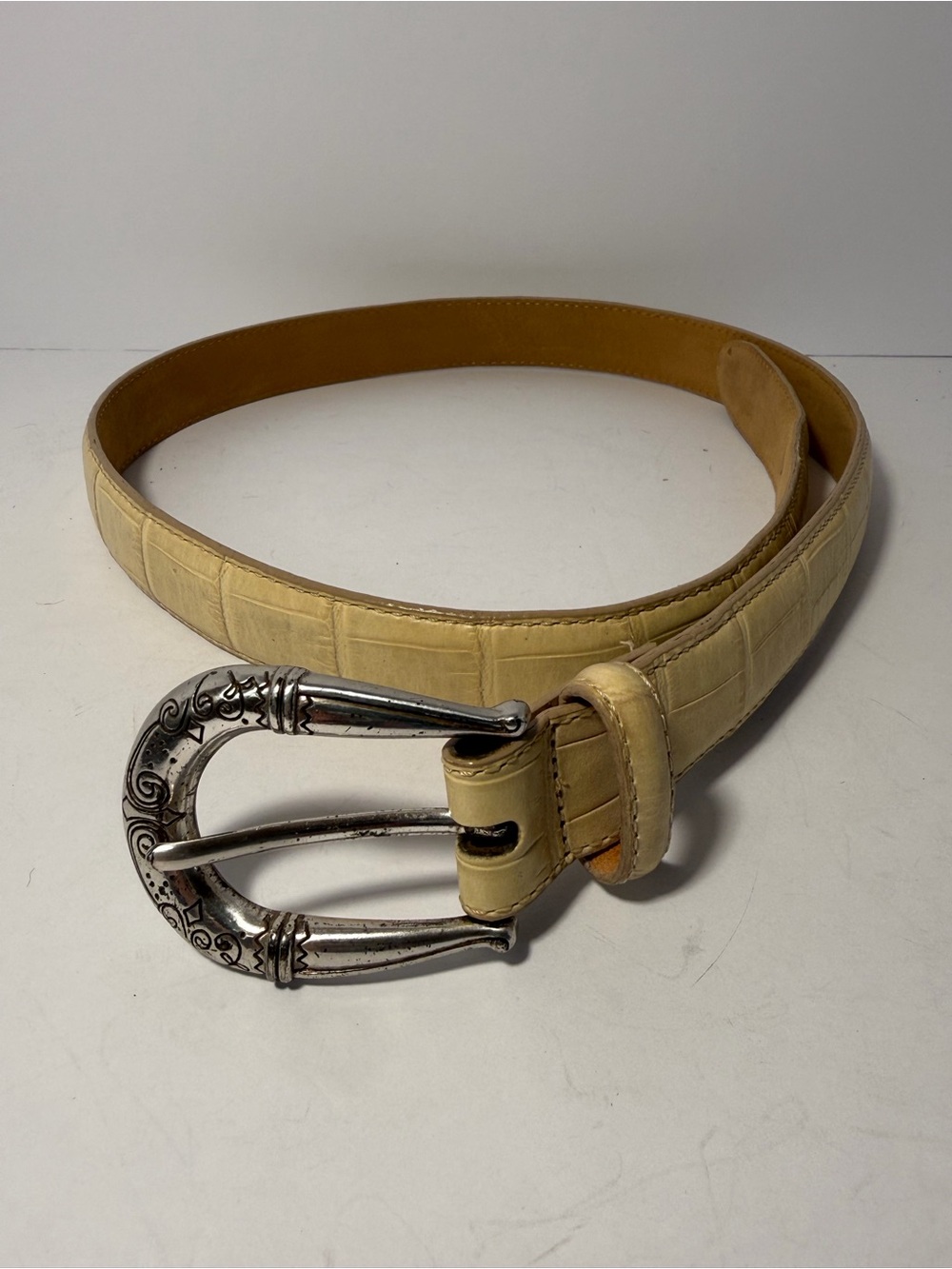 Brighton Vintage Cream Croc Embossed Western Leather Belt S / 28